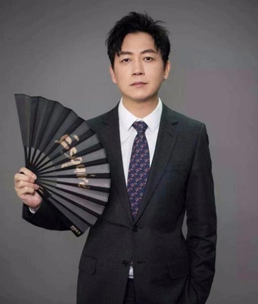 关宏峰